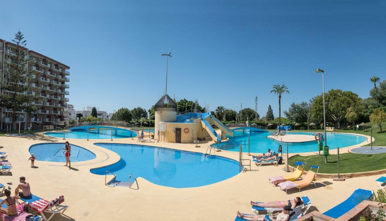 Apart Eam Jupiter Benalmadena Luaran gambar